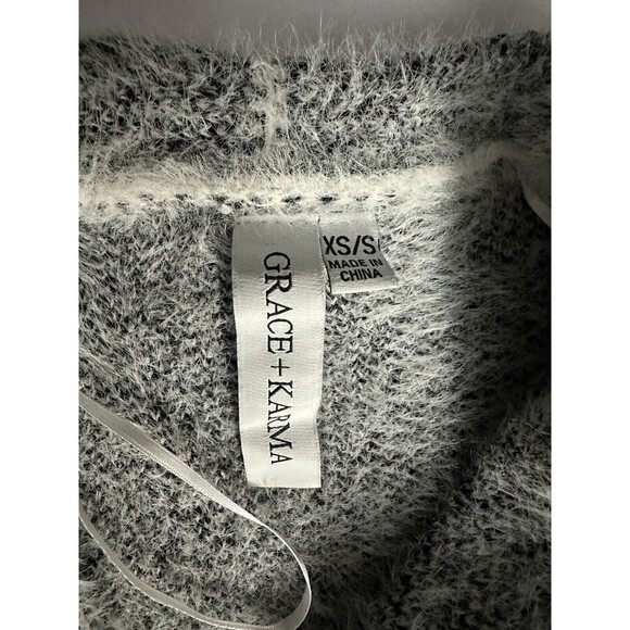 Grace + Karma Cardigan Women XS/S Long Sleeve White Black Fuzzy Midi Sweater EUC - Picture 4 of 6